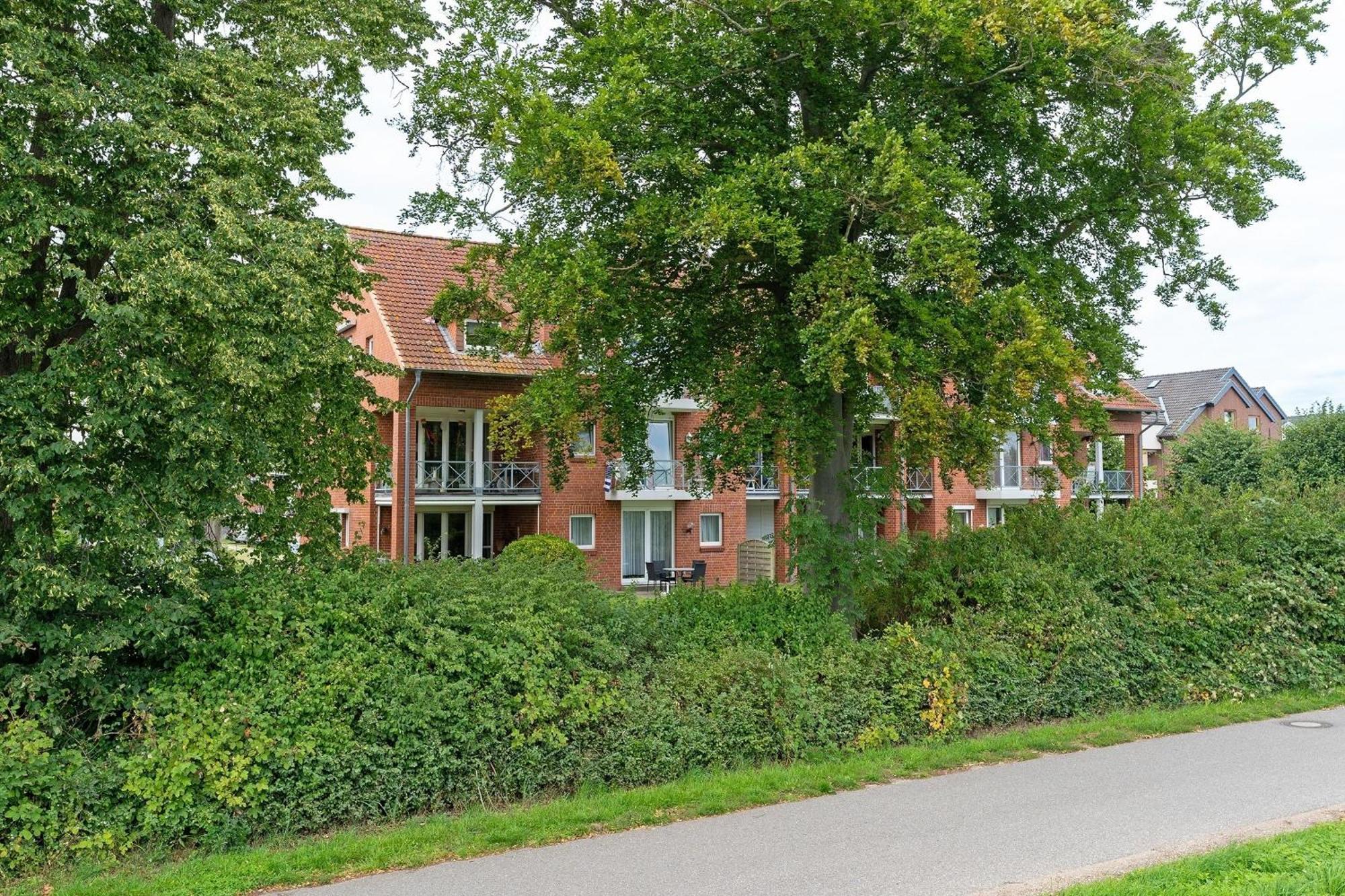 Ferienwohnung Ostseebutt Mit Terrasse Im Kaiserhof 2 ケレンフーゼン エクステリア 写真